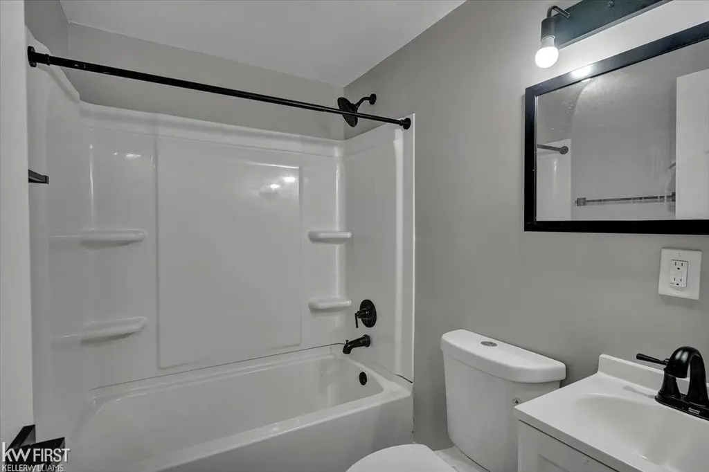 3200 N Averill Avenue Genesee Charter Township MI 48506