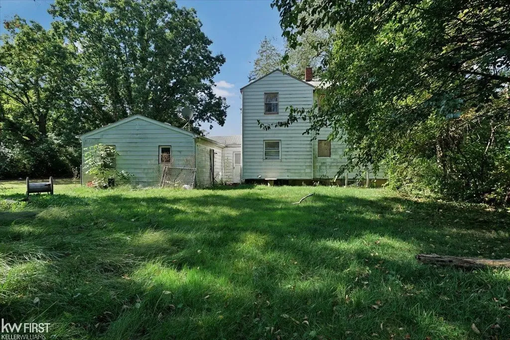 3200 N Averill Avenue Genesee Charter Township MI 48506