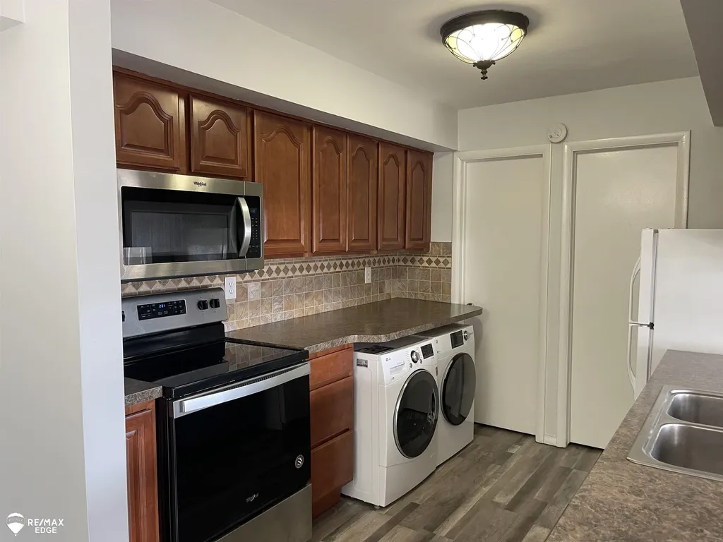 9469 Parkwood North Drive Davison Township MI 48423