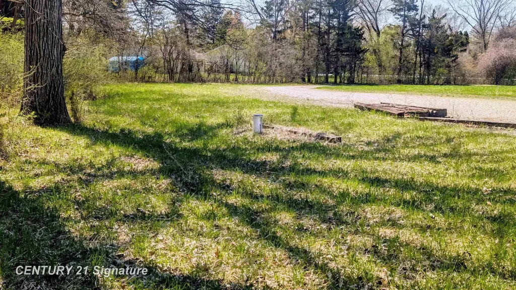 13615 Dixie Highway Birch Run Township MI 48415