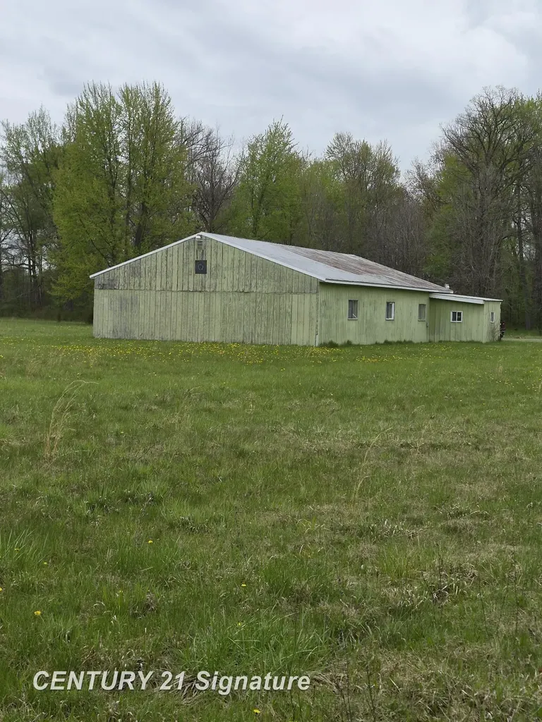 13615 Dixie Highway Birch Run Township MI 48415