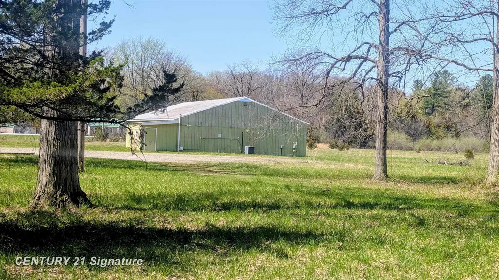 13615 Dixie Highway Birch Run Township MI 48415