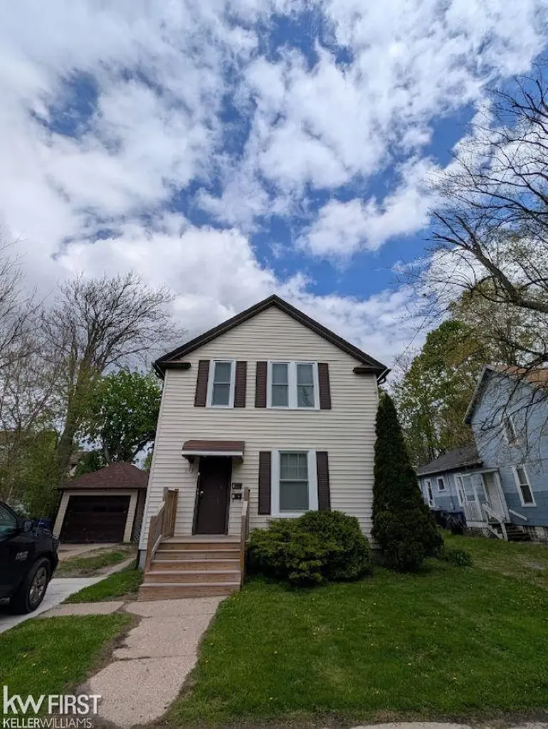 609 Thomson Street Flint City MI 48503