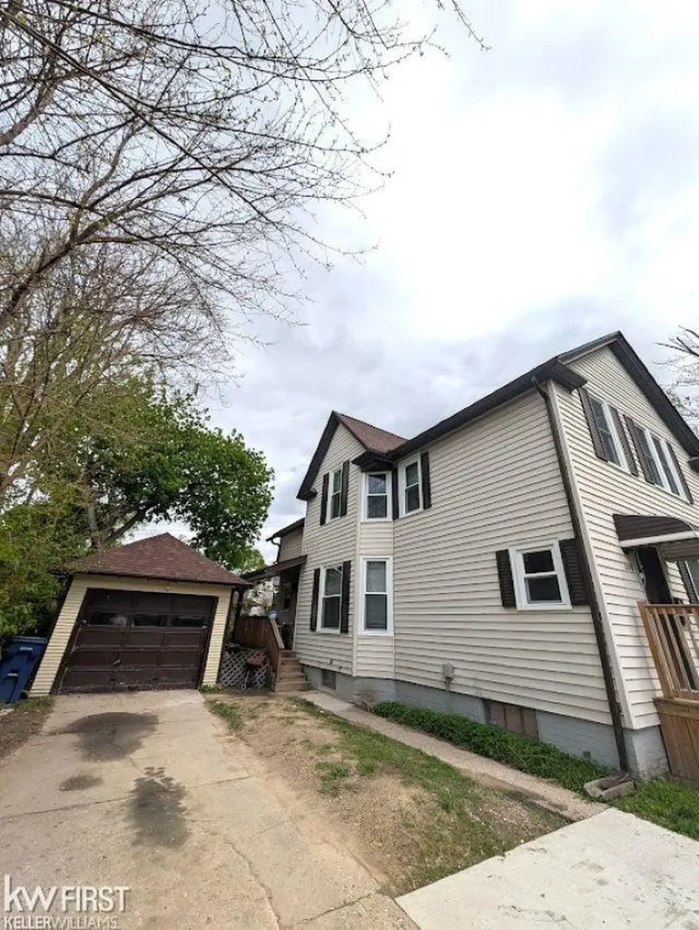 609 Thomson Street Flint City MI 48503