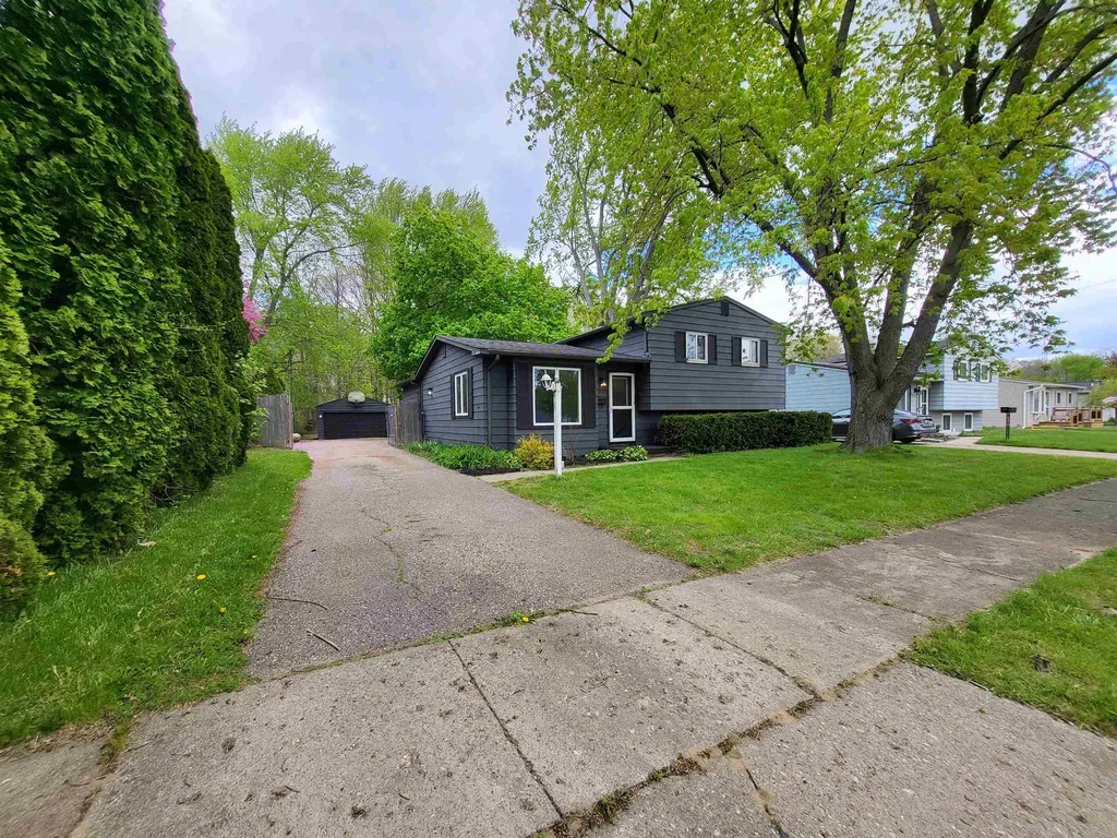 537 Clarion Street Clio City MI 48420