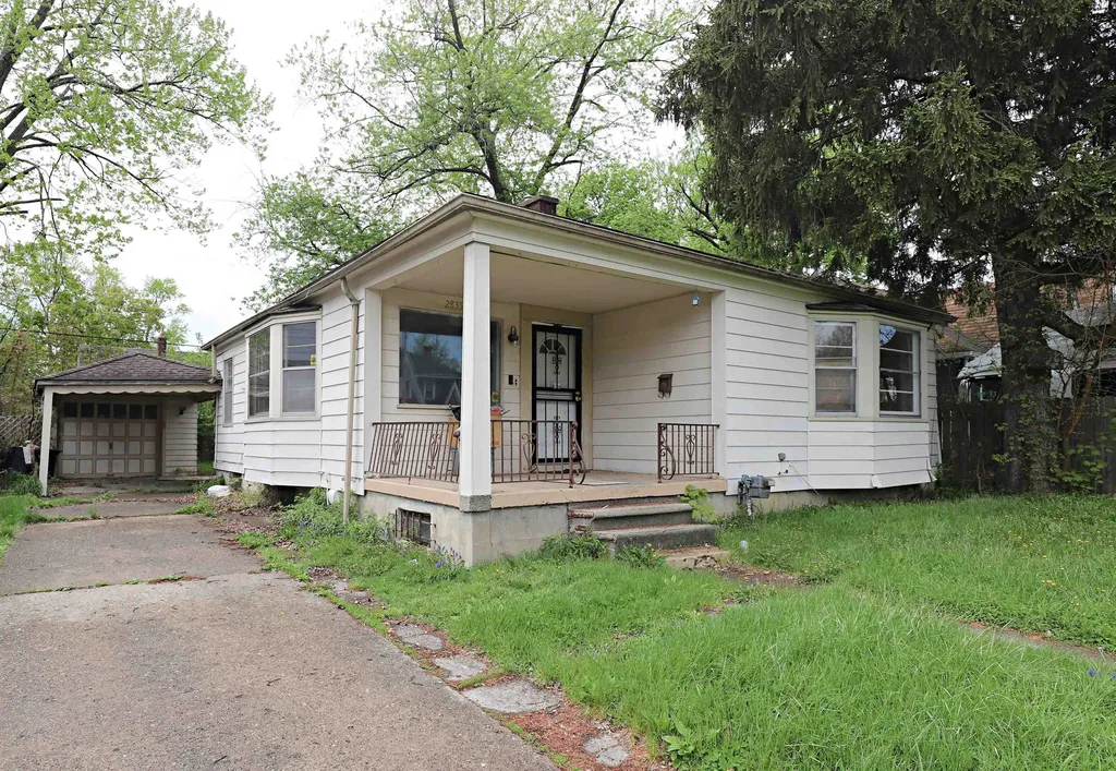2835 Begole Street Flint City MI 48504