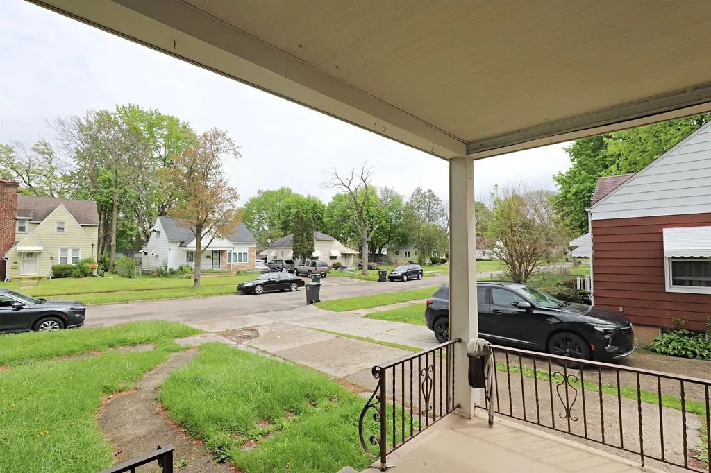 2835 Begole Street Flint City MI 48504