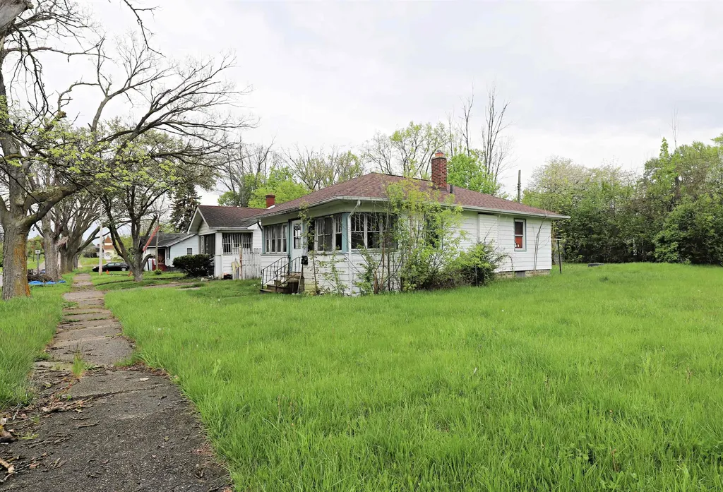 1717 Stevenson Street Flint City MI 48504