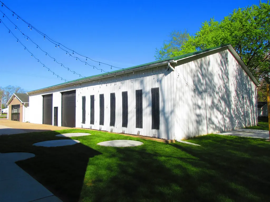 14130 N Saginaw Road Vienna Charter Township MI 48420