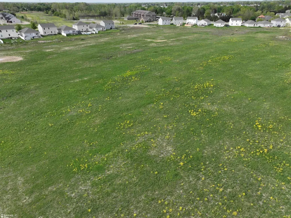 Woodbridge Park Avenue Mayfield Township MI 48446