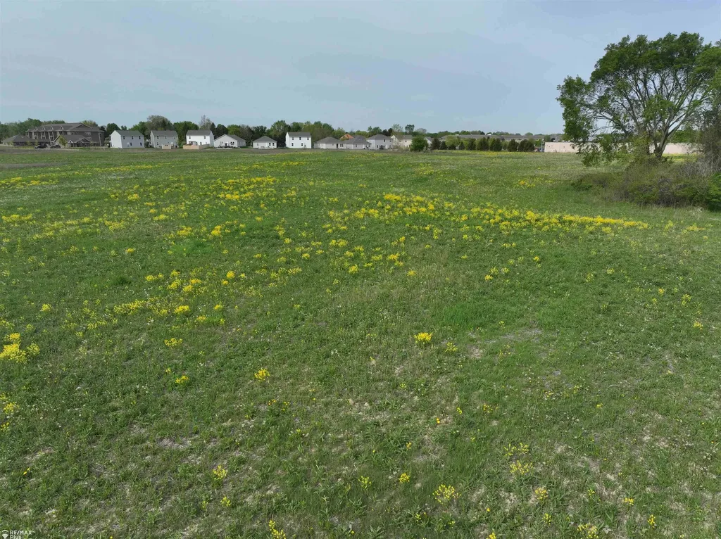 Woodbridge Park Avenue Mayfield Township MI 48446