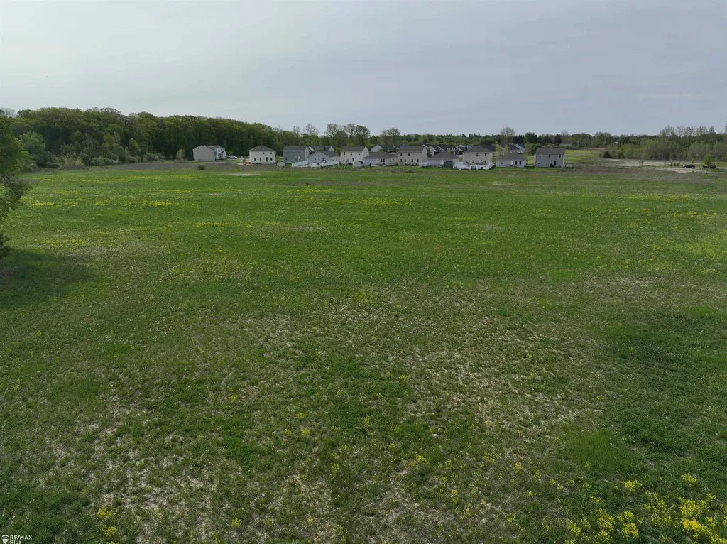 Woodbridge Park Avenue Mayfield Township MI 48446