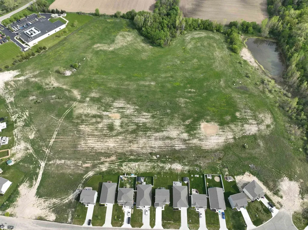Woodbridge Park Avenue Mayfield Township MI 48446