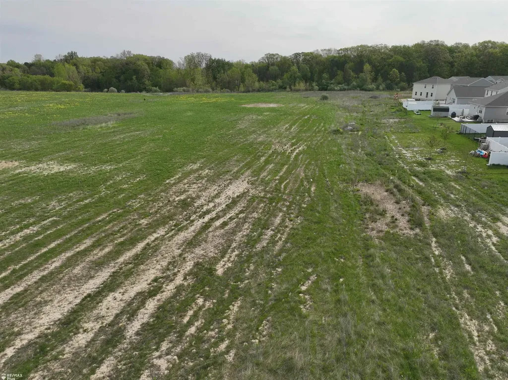 Woodbridge Park Avenue Mayfield Township MI 48446