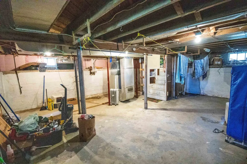 10256 N Saginaw Road Vienna Charter Township MI 48420