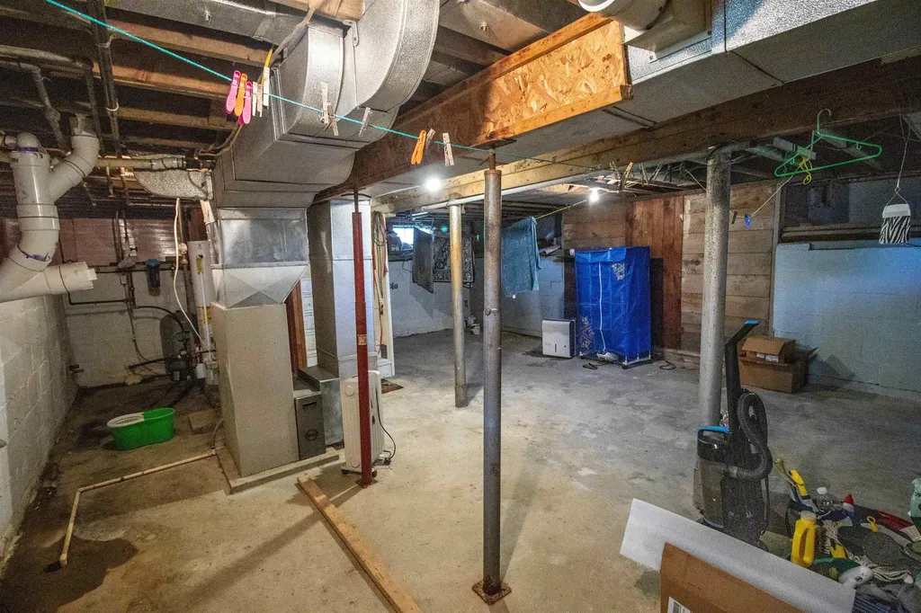 10256 N Saginaw Road Vienna Charter Township MI 48420