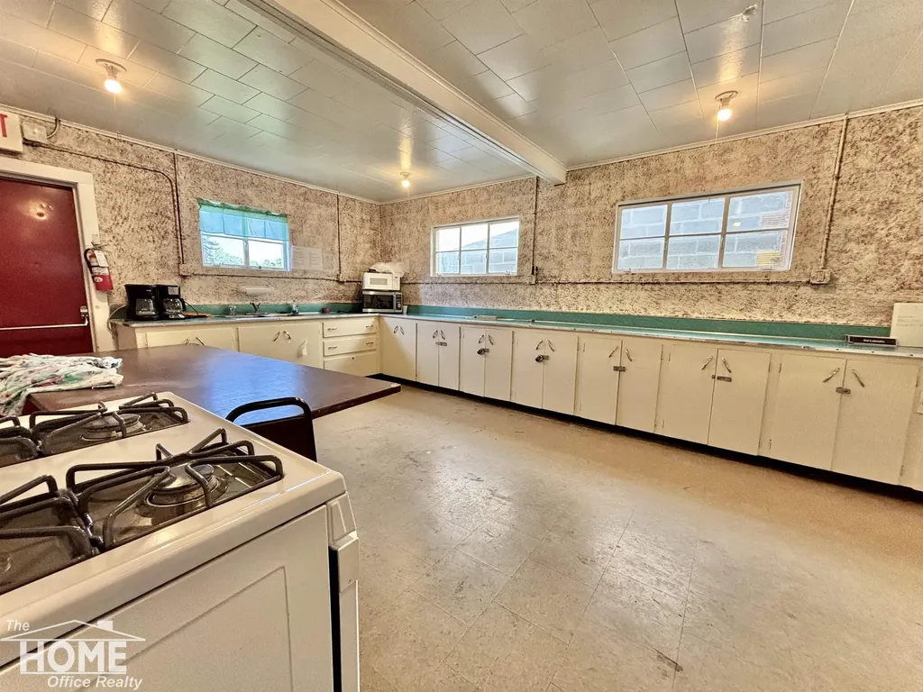 120 Warren Street Bancroft Village MI 48414