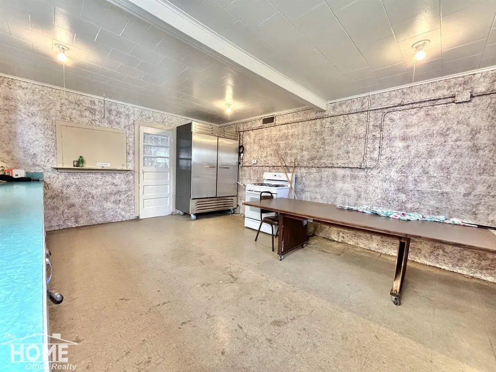 120 Warren Street Bancroft Village MI 48414
