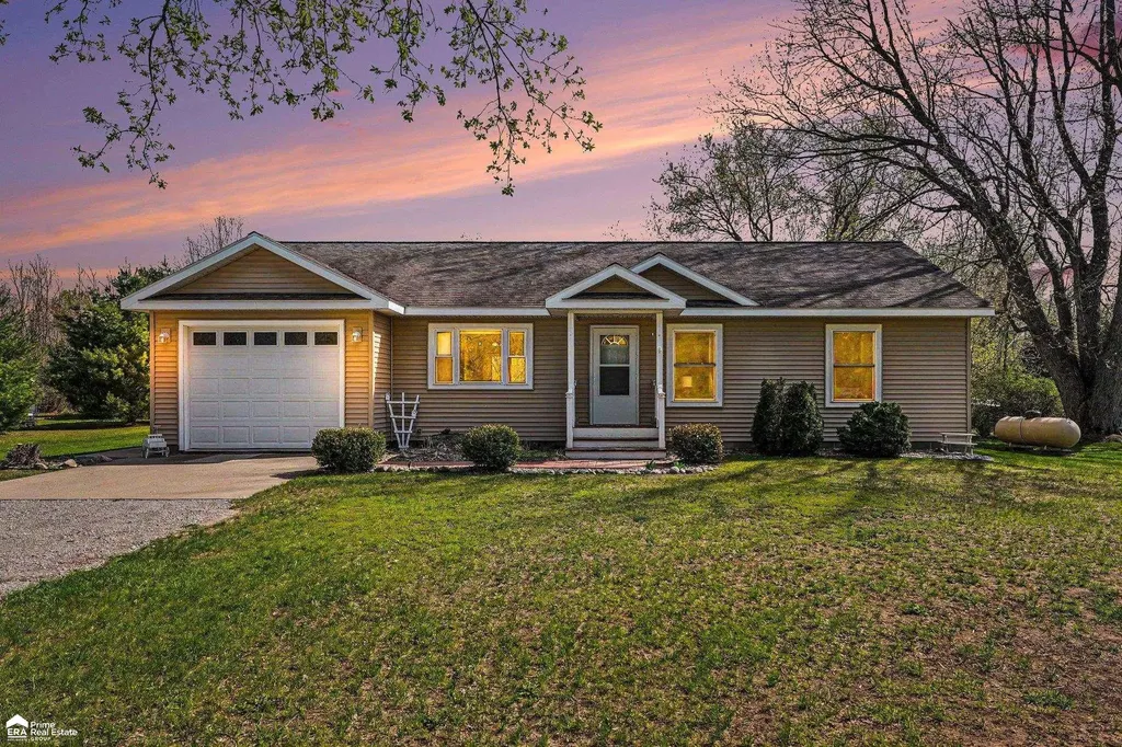 510 E Main Street Plainfield Township MI 48739