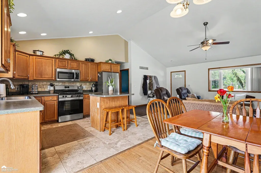 510 E Main Street Plainfield Township MI 48739