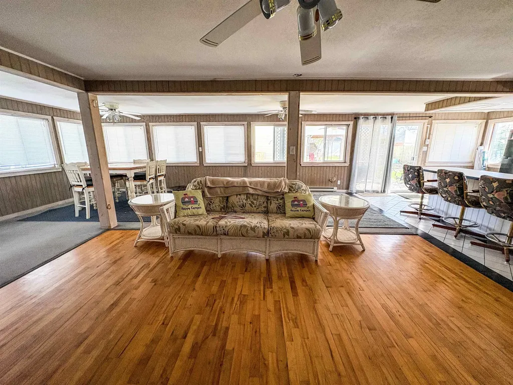 13014 Fenton Street Fenton Charter Township MI 48430