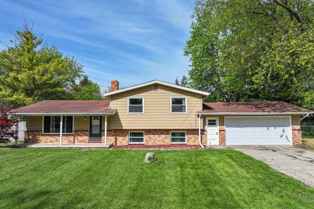 6058 Meadowwood Lane Grand Blanc Charter Township MI 48439