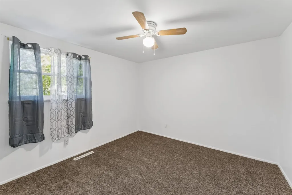 6058 Meadowwood Lane Grand Blanc Charter Township MI 48439