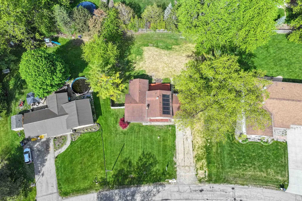 6058 Meadowwood Lane Grand Blanc Charter Township MI 48439