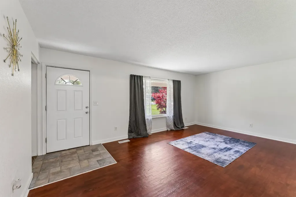 6058 Meadowwood Lane Grand Blanc Charter Township MI 48439