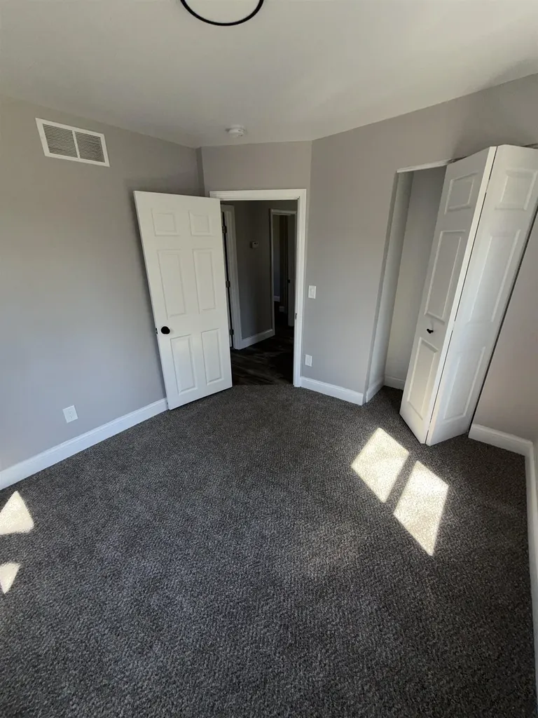 412 W Gracelawn Avenue Flint City MI 48505