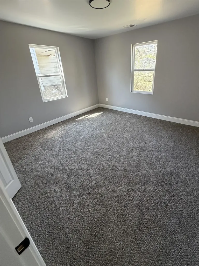 412 W Gracelawn Avenue Flint City MI 48505