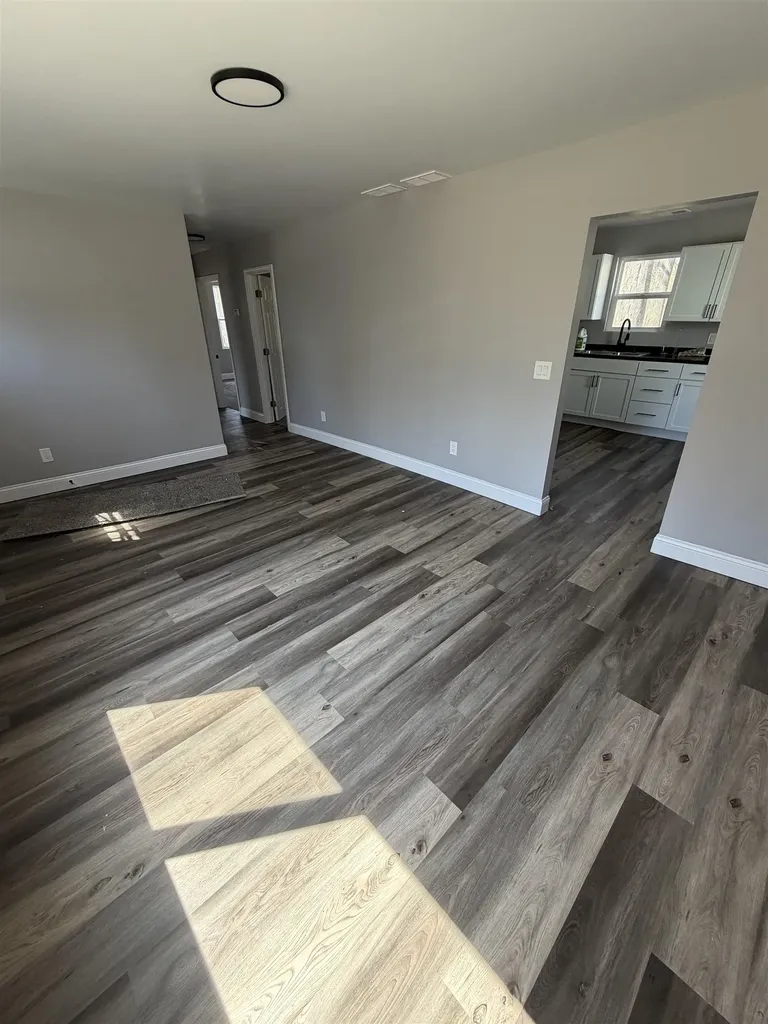 412 W Gracelawn Avenue Flint City MI 48505