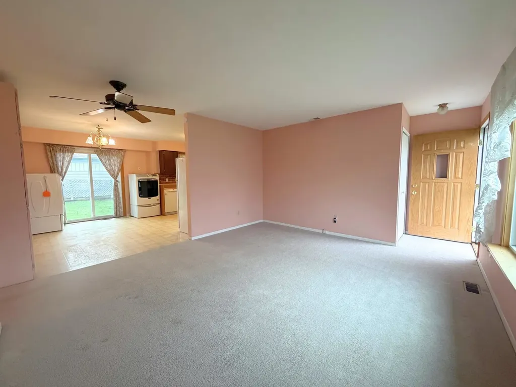 1920 Circle Drive Fairgrove Village MI 48733