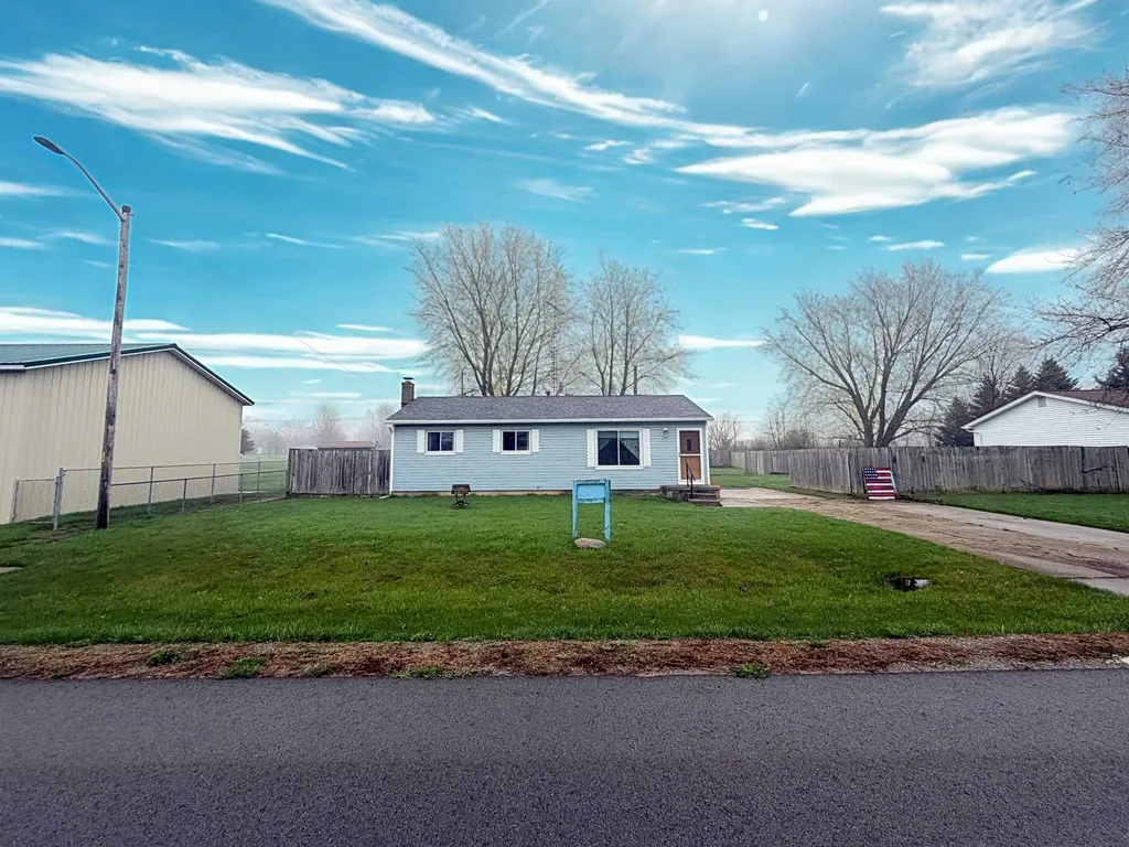 1920 Circle Drive Fairgrove Village MI 48733