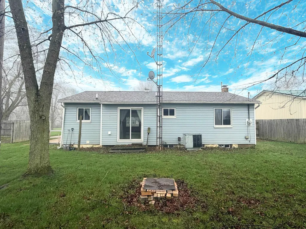 1920 Circle Drive Fairgrove Village MI 48733