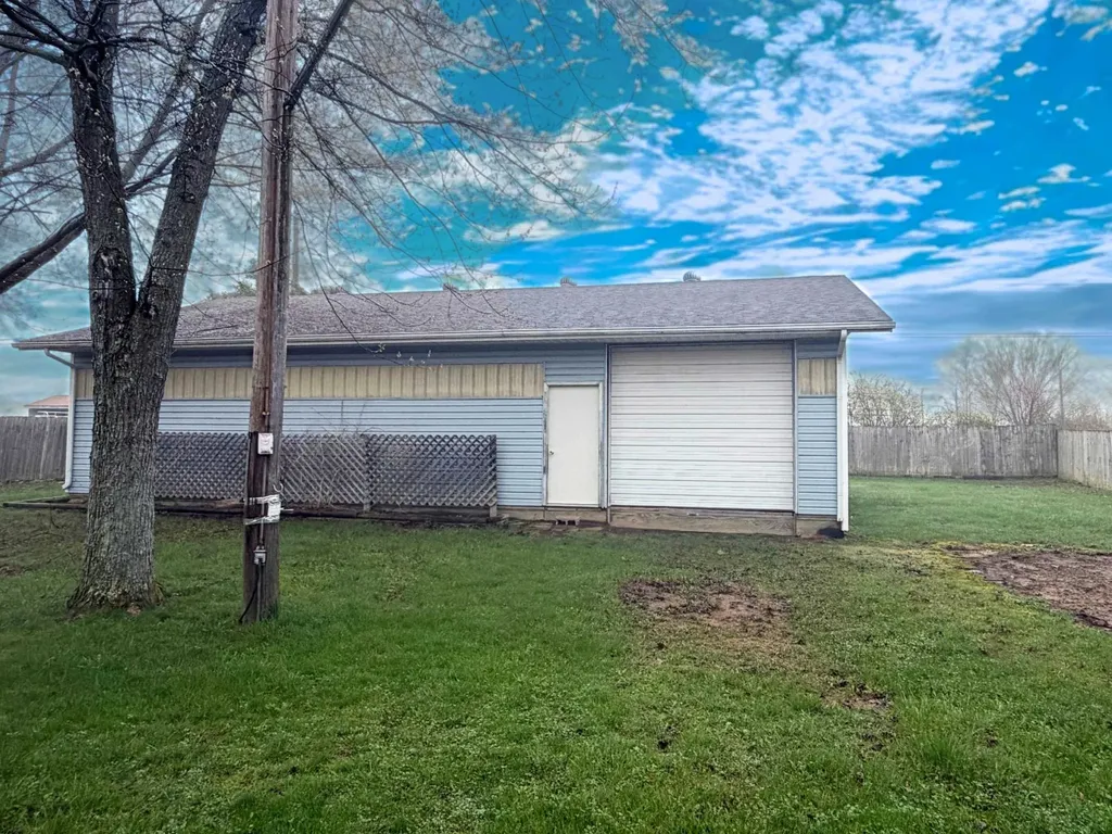 1920 Circle Drive Fairgrove Village MI 48733
