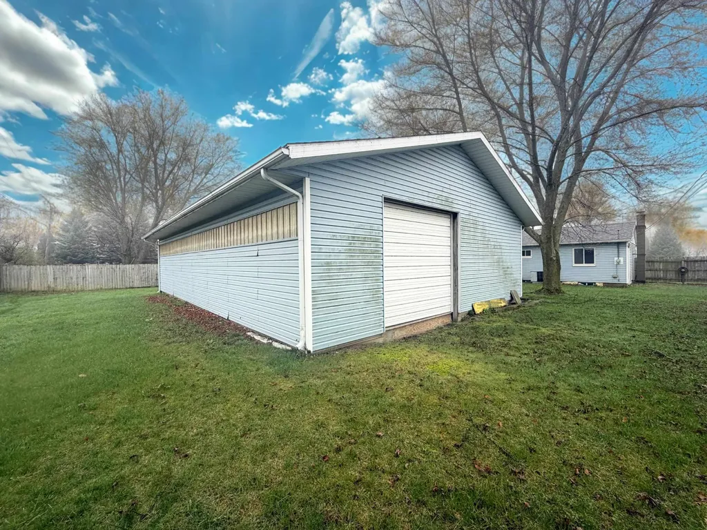 1920 Circle Drive Fairgrove Village MI 48733