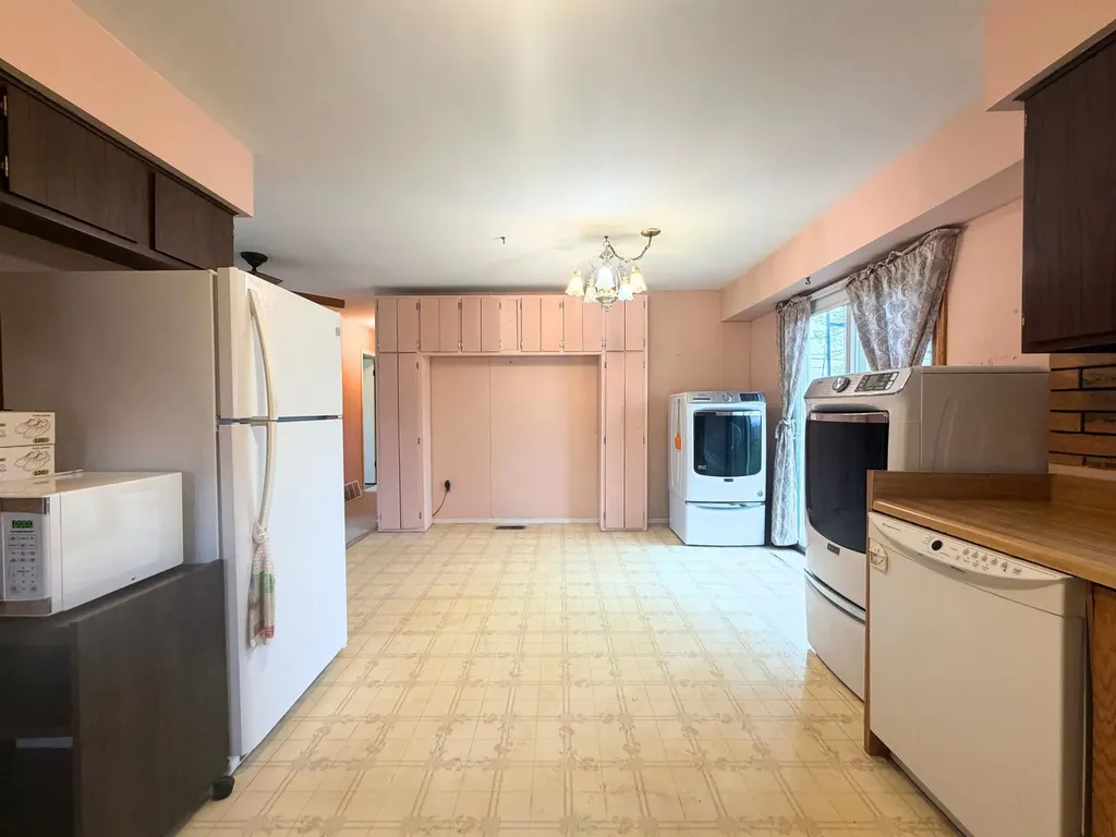 1920 Circle Drive Fairgrove Village MI 48733