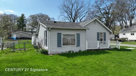702 Flint Street St. Charles Village MI 48655