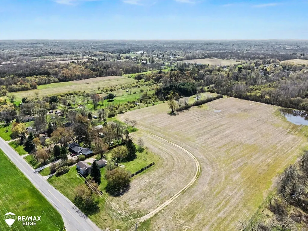 5262 E Coldwater Road Genesee Charter Township MI 48506