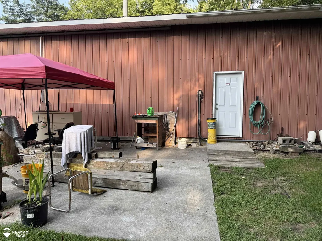 5262 E Coldwater Road Genesee Charter Township MI 48506