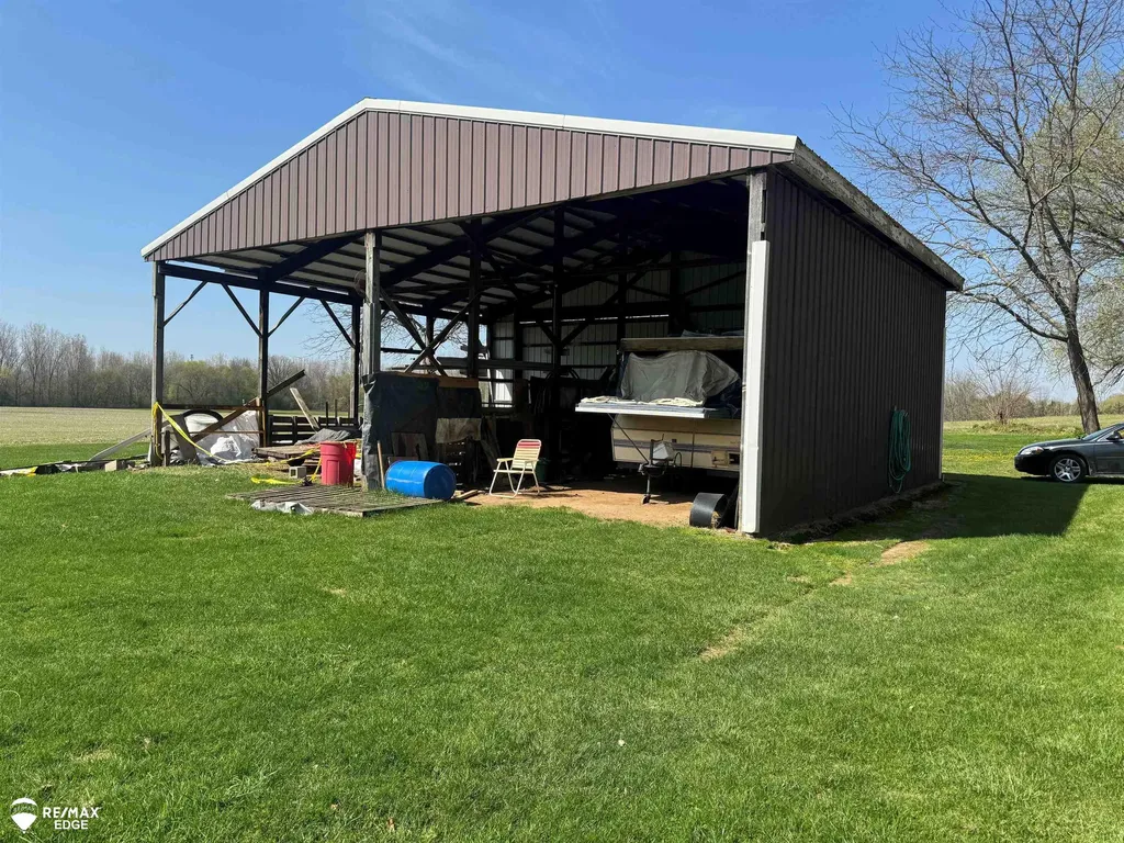5262 E Coldwater Road Genesee Charter Township MI 48506
