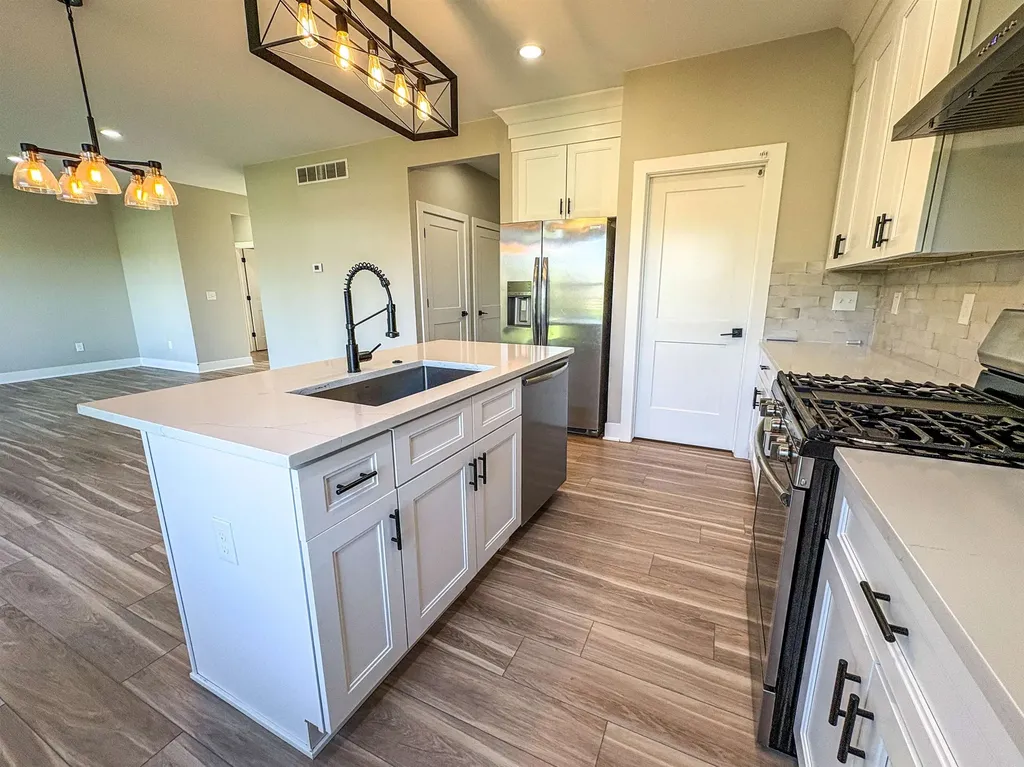 2465 Mcclellan Boulevard Davison Township MI 48423