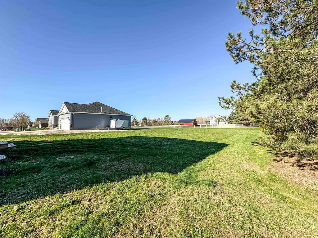 2465 Mcclellan Boulevard Davison Township MI 48423
