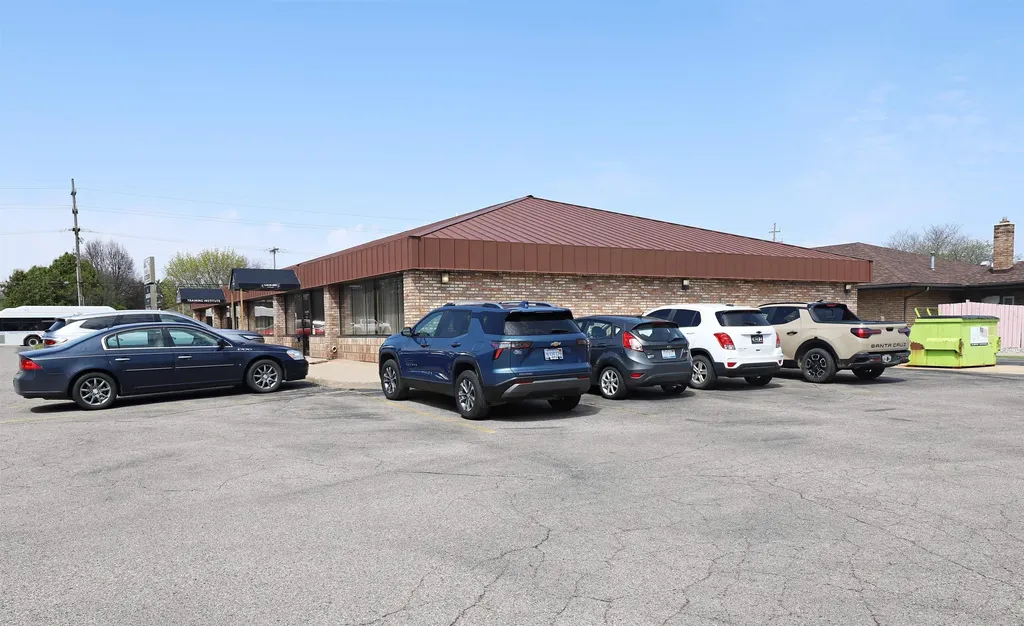 2255 S Linden Road Flint Charter Township MI 48532