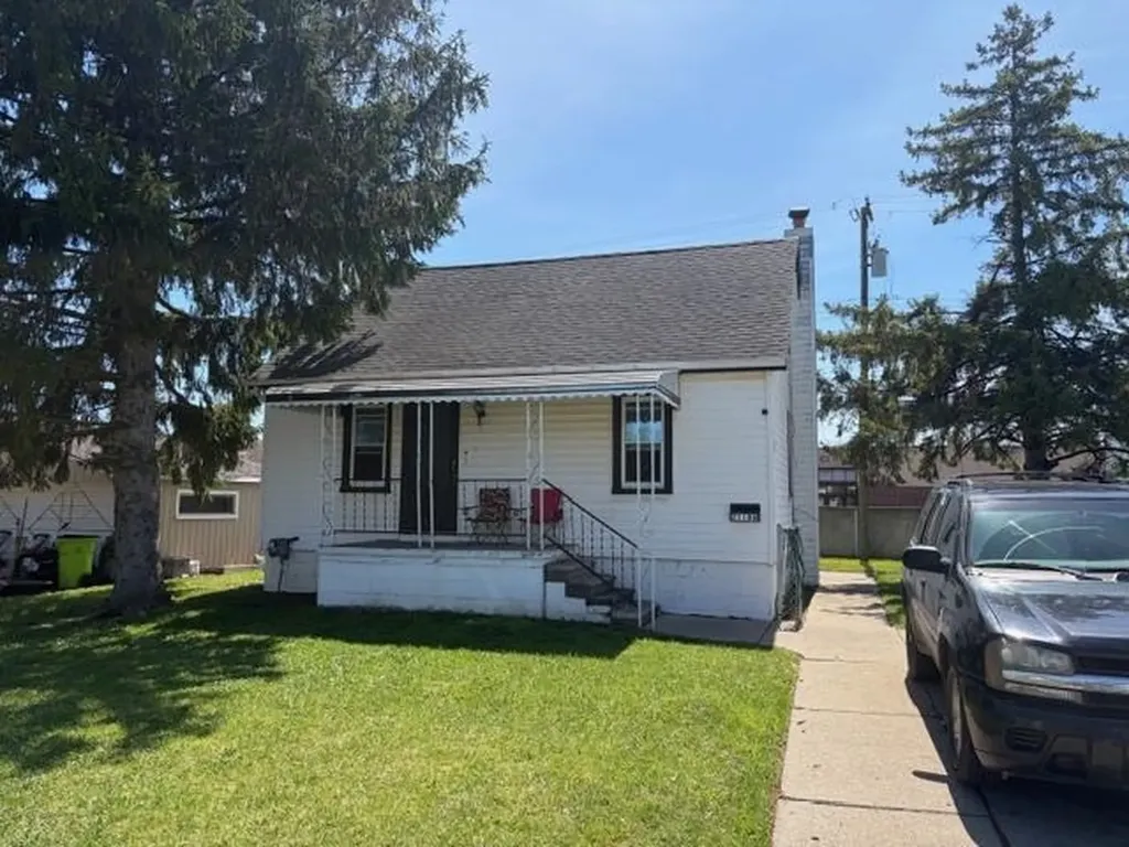 21186 Woodward Street Clinton Charter Township MI 48035