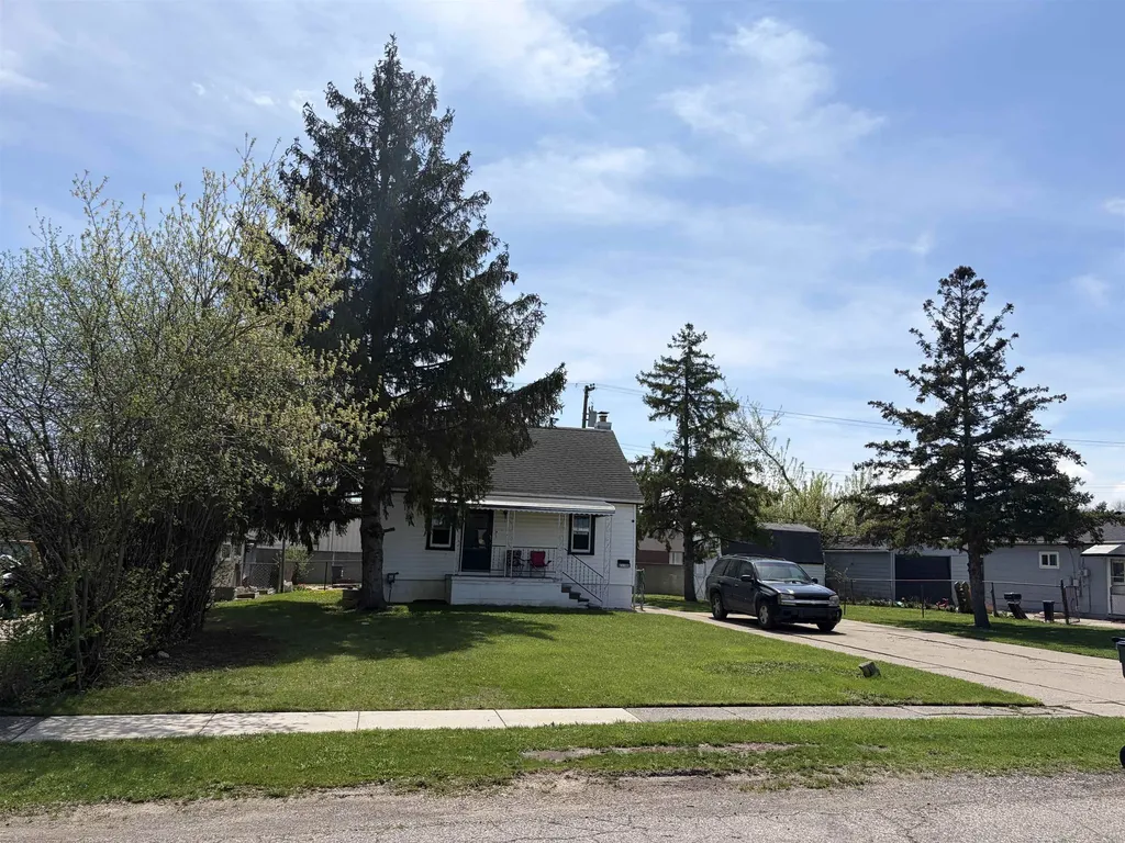 21186 Woodward Street Clinton Charter Township MI 48035