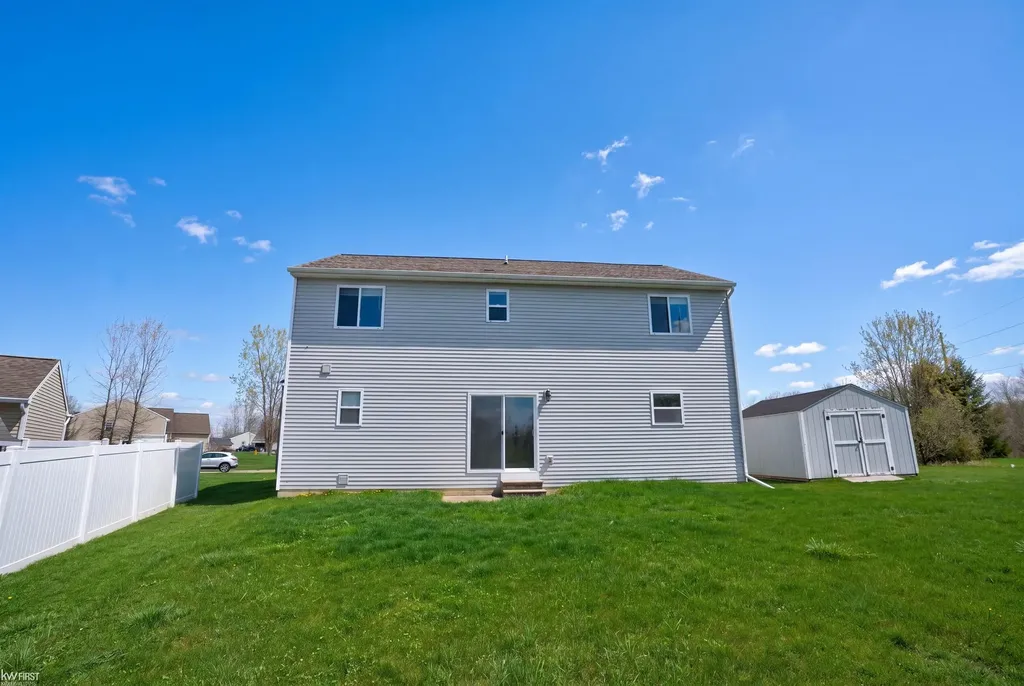 3005 Oxford Lane Flushing Charter Township MI 48433