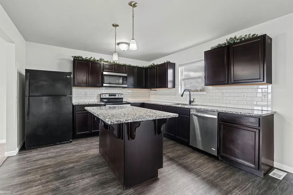 3005 Oxford Lane Flushing Charter Township MI 48433
