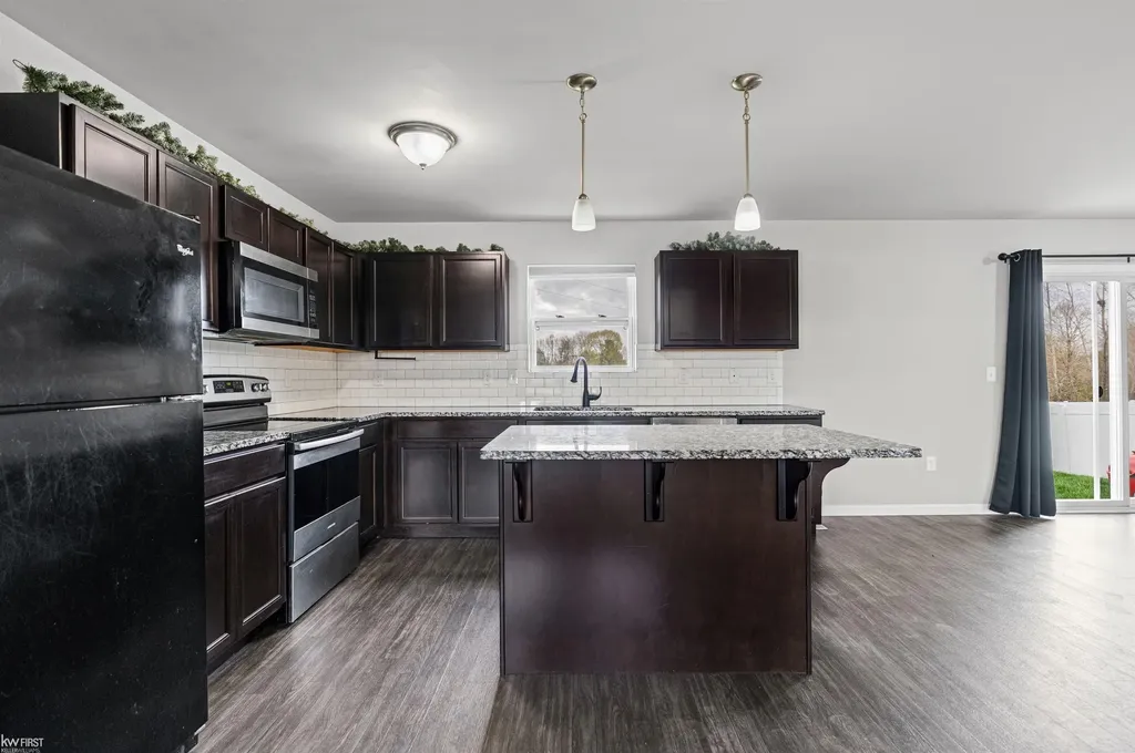 3005 Oxford Lane Flushing Charter Township MI 48433